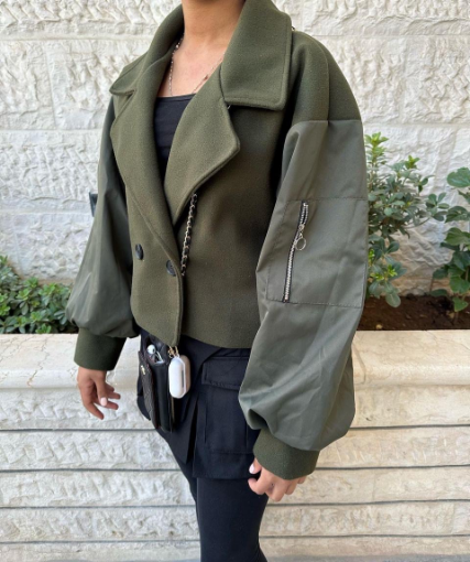 صورة Cropped khaki jacket